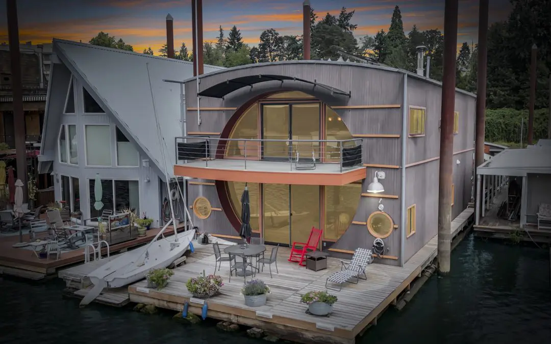 Great Circle House - Floating Homes Portland