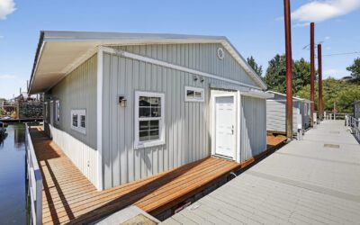 Renovated Turn Key Floating Home