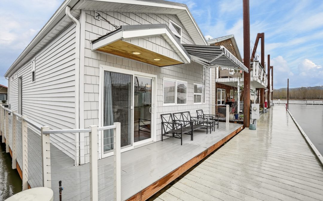 Boathouse Combo Fits 34′ Vessel! $189,900