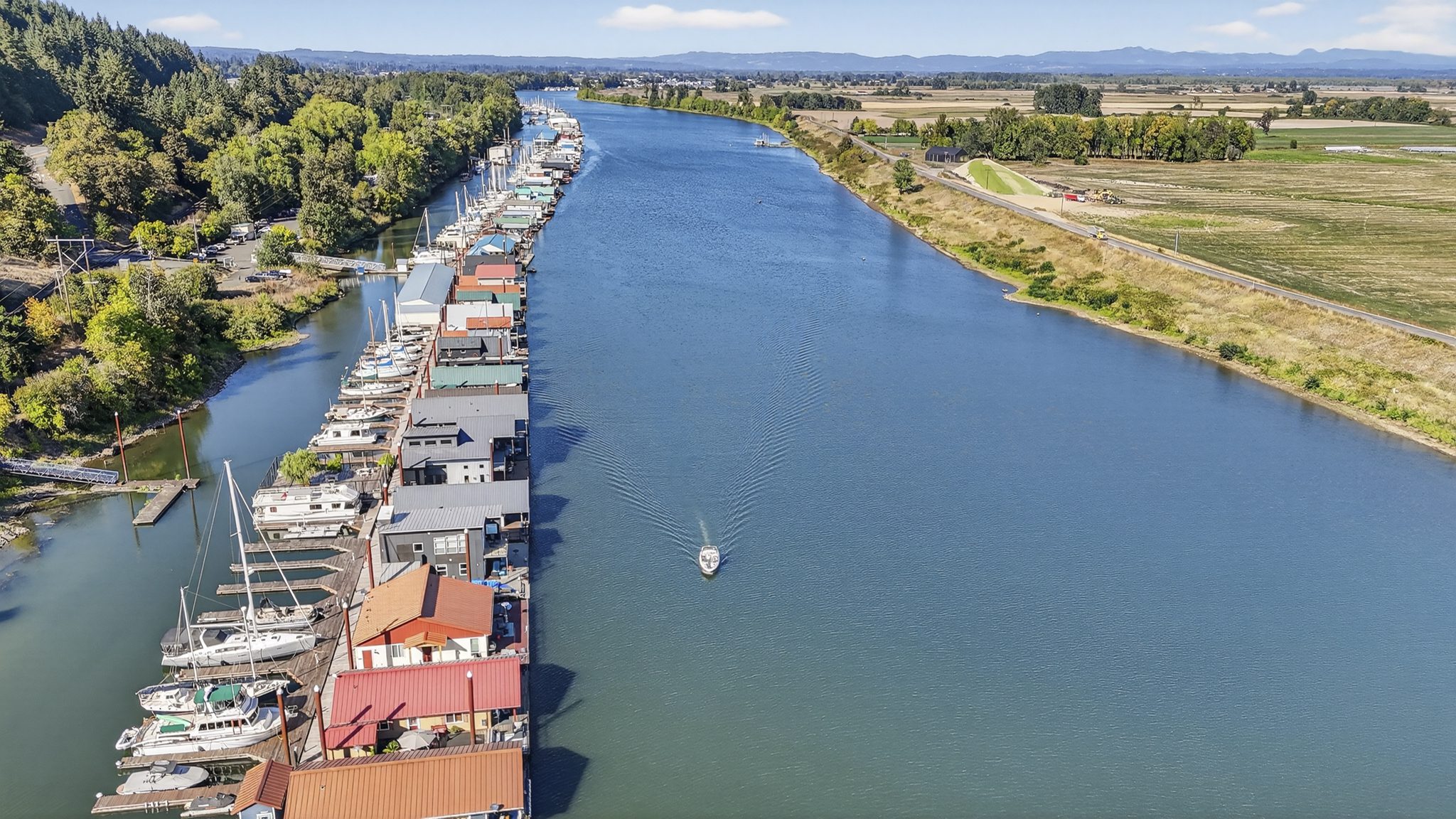 Multnomah Channel - Floating Homes Portland